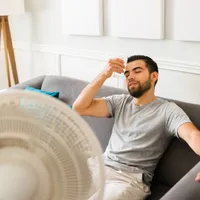 Trucul care te răcorește instant pe CANICULĂ. Care sunt cele mai bune puncte de răcire ale corpului? - Foto: Profimedia Images (imagine cu rol ilustrativ)
