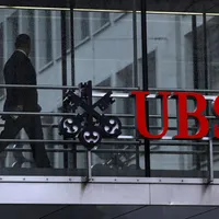 Banca elveţiană UBS, amendată cu doar 1,8 miliarde de euro pentru evaziune fiscală în Franţa. / Foto: ft.com