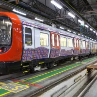 Analiză: Metrorex are cu 130% mai mulți angajați/ tren decât metroul londonez Foto: London Underground