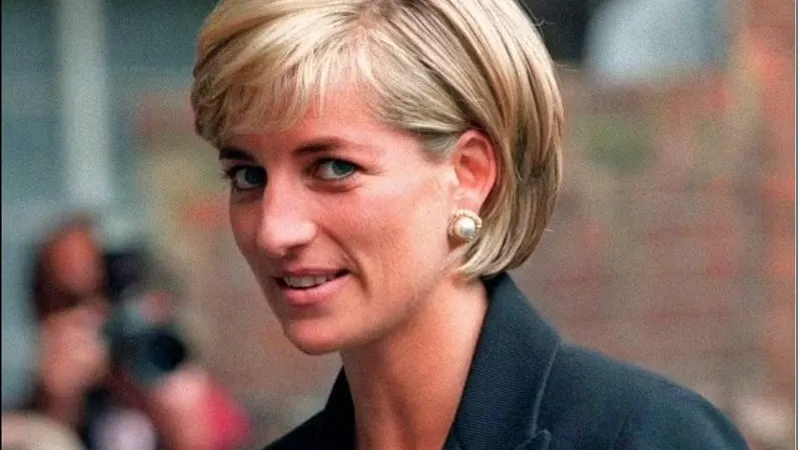 Prințesa Diana nu a putut fi salvată în ciuda efortului uriaș al doctorilor/Foto: daily mail