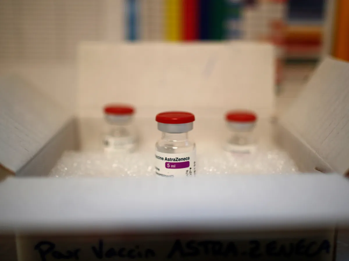AstraZeneca revizuiește eficiența vaccinului anti-COVID de 79% la 76%. / Foto: aljazeera.com