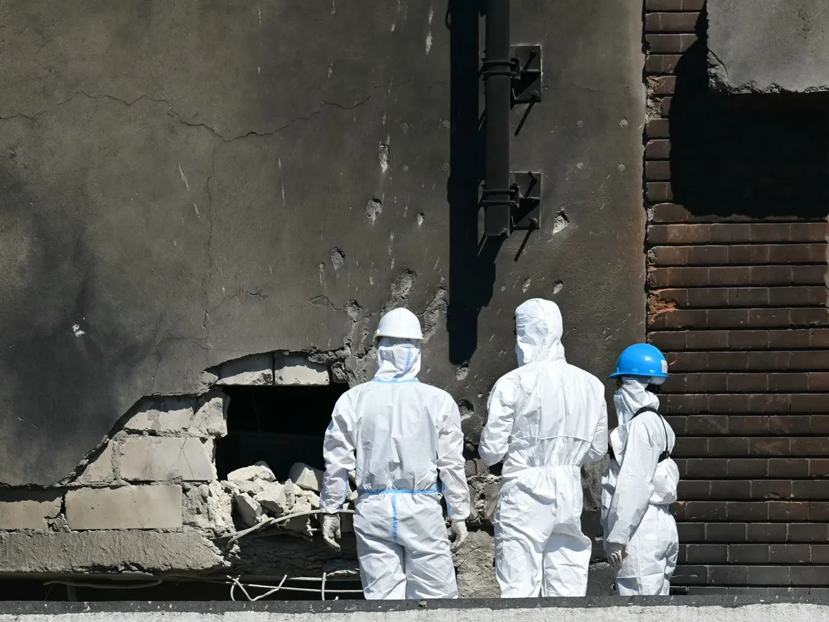 Craterul dronei rusești căzută la Galați arată cât de puternică a fost - Foto: Profimedia Images