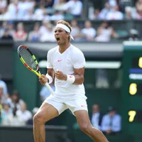 Rafael Nadal, în timpul setului 2, pe Central Court, miercuri 11 iulie. Foto: Simon Bruty / AELTC