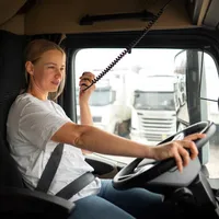 AMENDĂ uriașă, între 20.000 lei și 50.000 lei, pentru șoferi. Ce nu trebuie să facă - Foto: freepik.com - Imagine cu rol ilustrativ