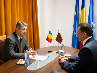 Titus Corlățean, în stânga - Foto: FB