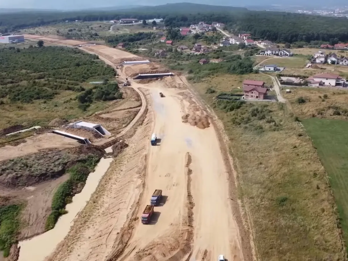 Stadiul lucrărilor pe lotul 1 al A1 Piteşti-Sibiu a ajuns la 46%. Finalizare, în avans, în 2022. / Foto: Cătălin Drulă, Facebook