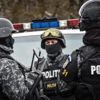 Scos din casă de Poliție în ultima clipă Foto: tentv.ro - rol ilustrativ