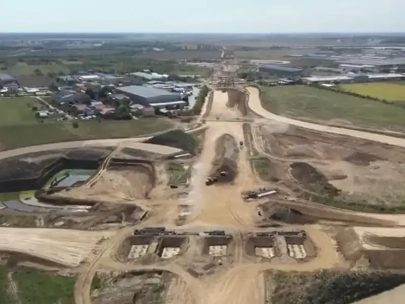 Autostrada București, nicio șansă să fie gata până în 2027. 100 km la câmpie, în 9 ani. RUȘINOS! - Foto: captură video