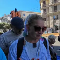 Vloggeri români, jefuiți în Italia. Fără să știe, au înregistrat momentul când au hoțul opera - Foto: captură youtube/Fabrica De Amintiri