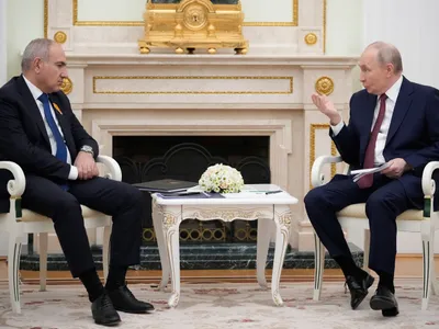 Vladimir Putin și Nikol Pașinian - Foto: Profimedia images