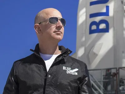 Jeff Bezos are o avere de peste 200 de diliarde de dolari- Foto: Blue Origin