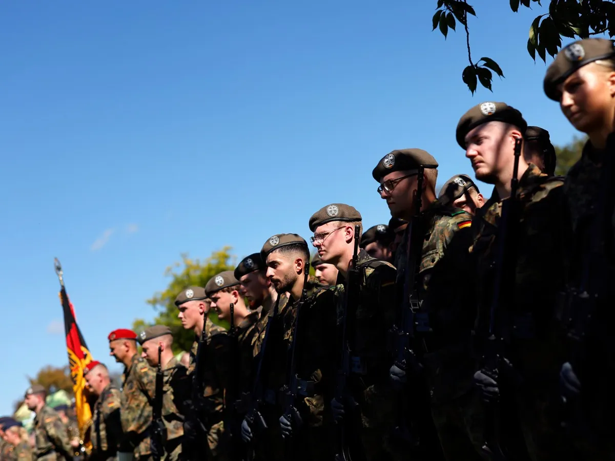 Tineri de 18 ani, convocați au fost convocați pentru examene medicale în vederea posibilei recrutări -  Foto: Profimedia Images (imagine cu  rol ilustrativ)
