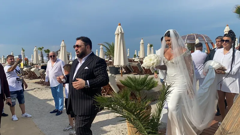 Florin Salam și Roxana Dobre s-au căsătorit în zi de post într-o biserică pirat cu preot fake Foto: replicaonline.ro