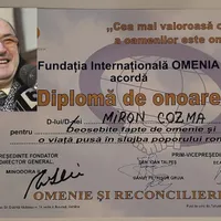Miron Cozma, premiat pentru „o viață în slujba poporului român" de Andronescu, Tudorache și Talpeș Foto: NWR/INQUAM Photos