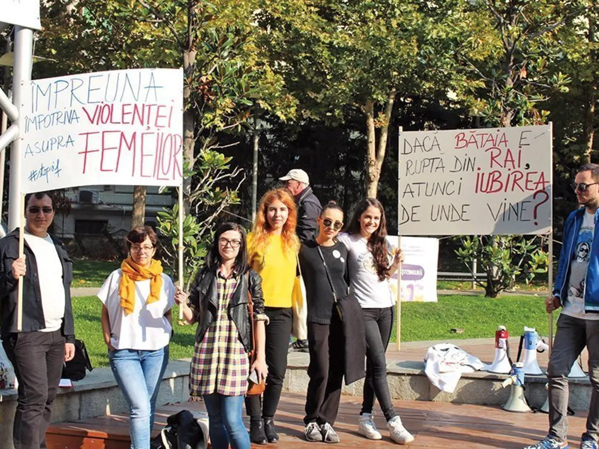 Marșul pentru siguranța femeilor, din octombrie 2018, organizat de Rețeaua VIF