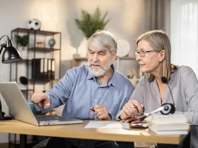 Pensionari pot munci la pensie - Foto: Freepik