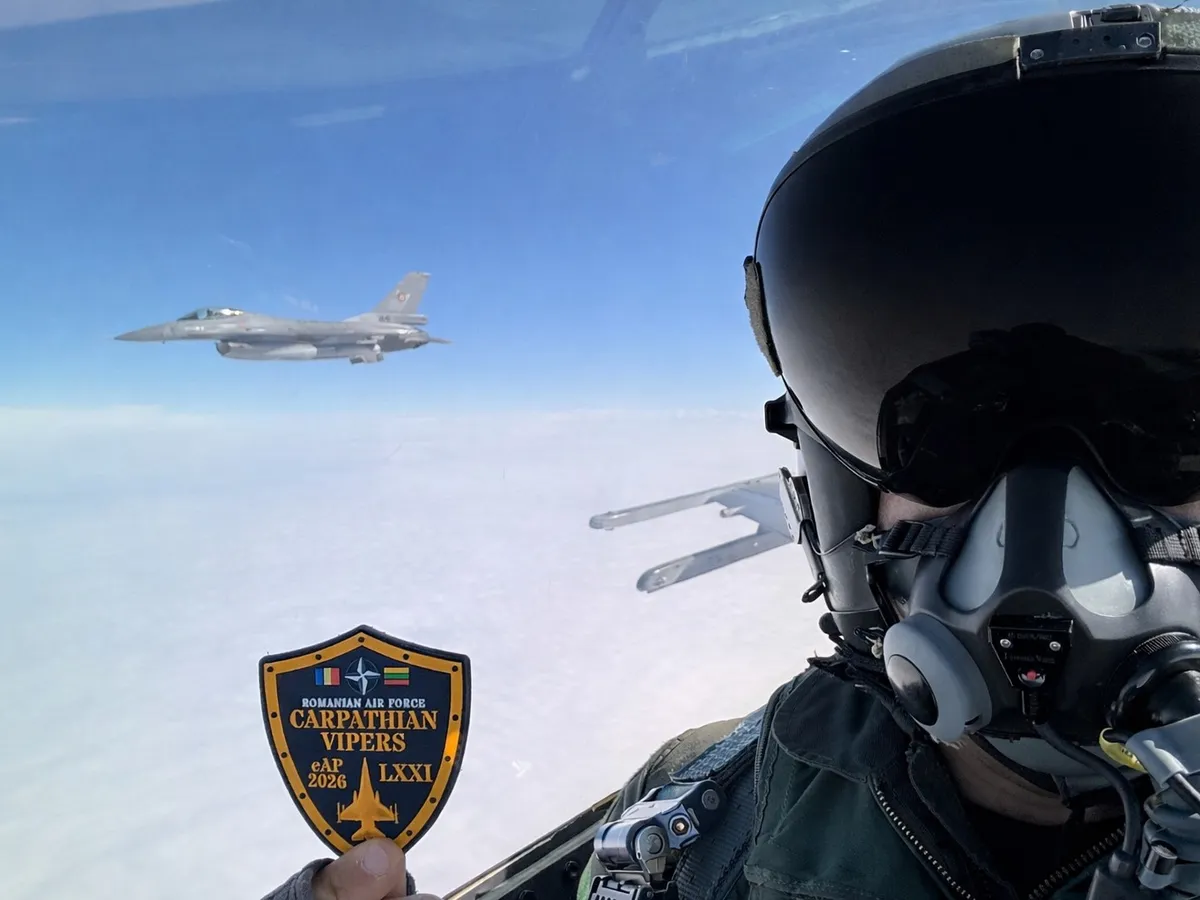 Avioane F-16 ale Forțelor Aeriene Române au interceptat bombardiere strategice ale Rusiei deasupra Balticii