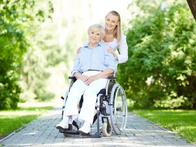 Schimbări pentru persoanele cu dizabilități. Rămân fără indemnizație dacă nu-și plătesc taxele și datoriile - Foto: Freepik (Imagine cu rol ilustrativ)