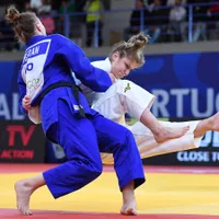 Judoka Florentina Ivănescu a dat de tatami cu Faranghiz Hojieva și a luat bronzul la Taşkent. - Foto: Facebook/Comitetul Olimpic și Sportiv Român