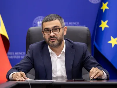 Când va fi virat un bonus de 400 lei la pensie pentru 2.500.000 pensionari? Ministrul Muncii spune - Foto: Facebook  / Petre Florin Manole
