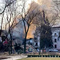 Aproximativ 300 de persoane ar fi fost ucise în bombardarea teatrului din Mariupol/FOTO: Twitter. Bengt Ivarsson