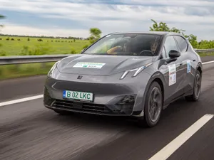 Modelul chinezesc Lynk & Co 02 este Best Electric Car in România 2025. Cel mai bun consum, Ford Puma - Foto: Christian Bart