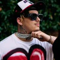 Un rapper s-a prăbușit de pe scenă și a murit subit în timpul concertului la doar 28 de ani - Foto: Instagram/ costatitch