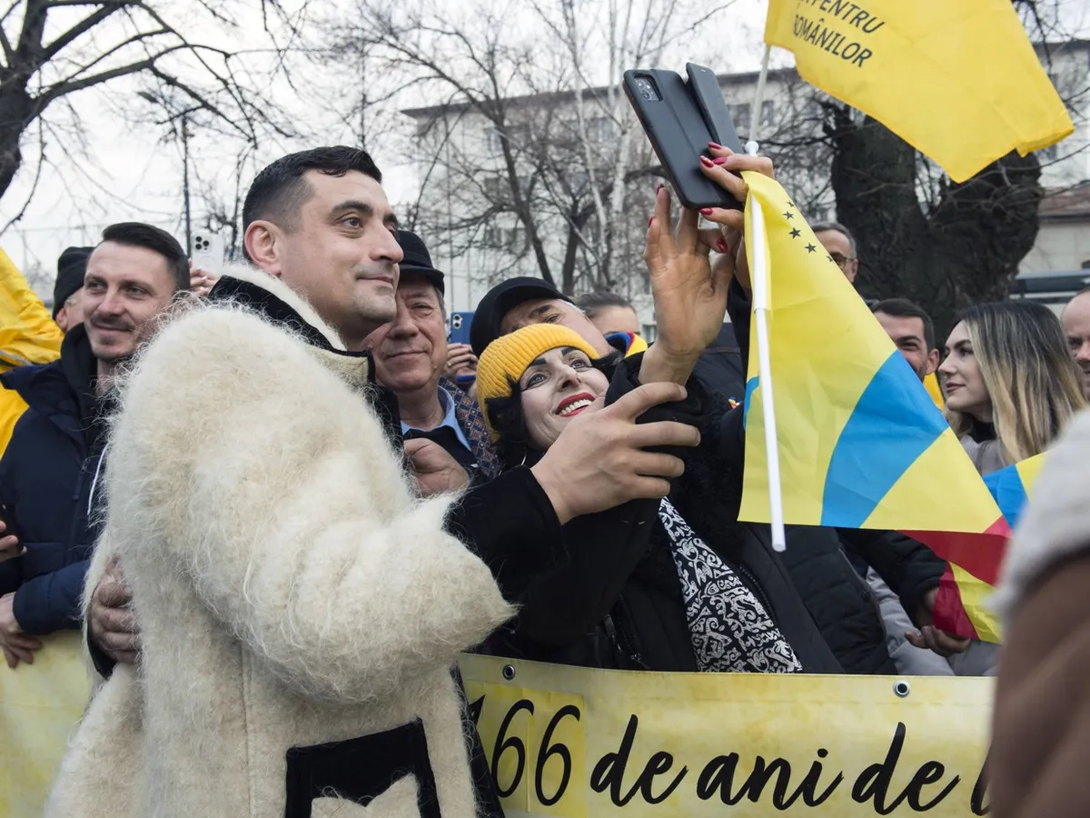 Radu Carp: Rusia va interfera cu alegerile prezidențiale din mai. Alegerile, război informațional - Foto: Profimedia Images