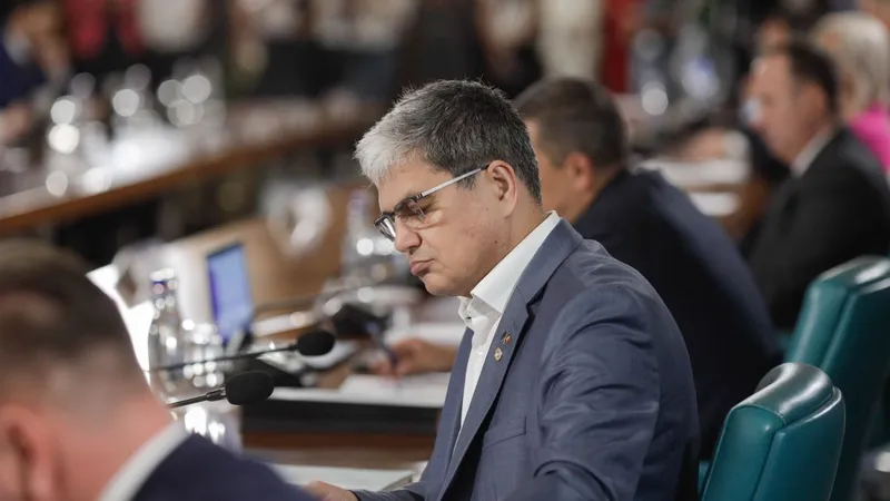 Marcel Boloş spune că există consens politic - Foto: INQUAM PHOTOS / George Călin