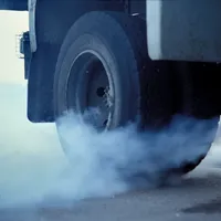 Amendă record, pentru producătorul de motoare diesel Cummins: 1,675 miliarde $. A trucat noxele - Foto: Profimedia Images - Imagine cu rol ilustrativ