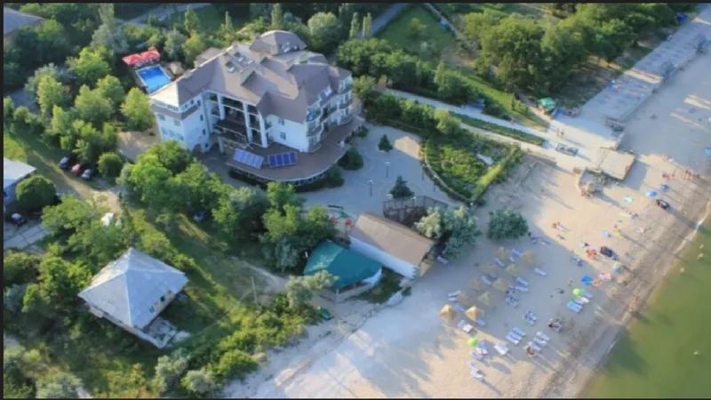 Hotelul comandanților militari ruși din Berdiansk, ras de pe suprafața pământului (imagine cu rol ilustrativ)-Foto: pravda