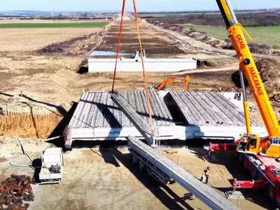 Lucrările la ciotul Chiribiș – Biharia, de 28,55 km și 884.123.669 de lei fără TVA, al Autostrăzii Transilvania au ajuns la 35% în 8 luni - Foto: captură video
