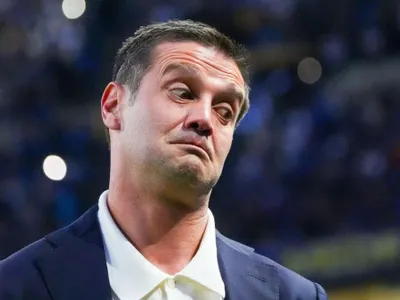 Răsturnare de situație: Cristi Chivu semnează!