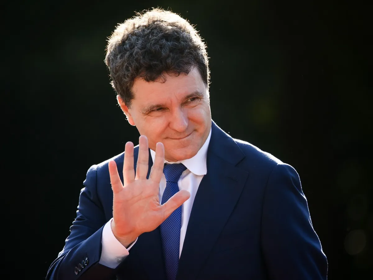 Nicușor Dan și-a dus fiica la școală în prima zi de cursuri. Ce a făcut apoi președintele?