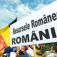 MANIPULARE Grup de pensionari strânși de politicieni rusofili să protesteze împotriva exploatării de petrol și gaze din Marea Neagră - Foto: INQUAM PHOTOS/ Liviu Florin Albei