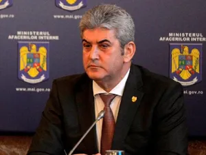 Gabriel Oprea, achitat în dosarul morții polițistului Gigină Foto: gov.ro