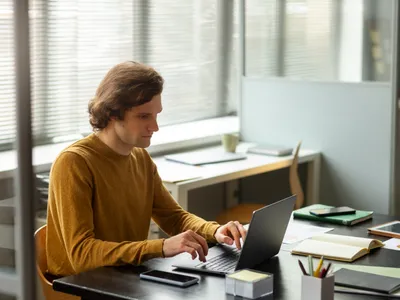 România ar putea introduce un nou concediu plătit pentru refacere profesională. Ce obligații au angajatorii - Foto: Freepik (Imagine cu rol ilustrativ)