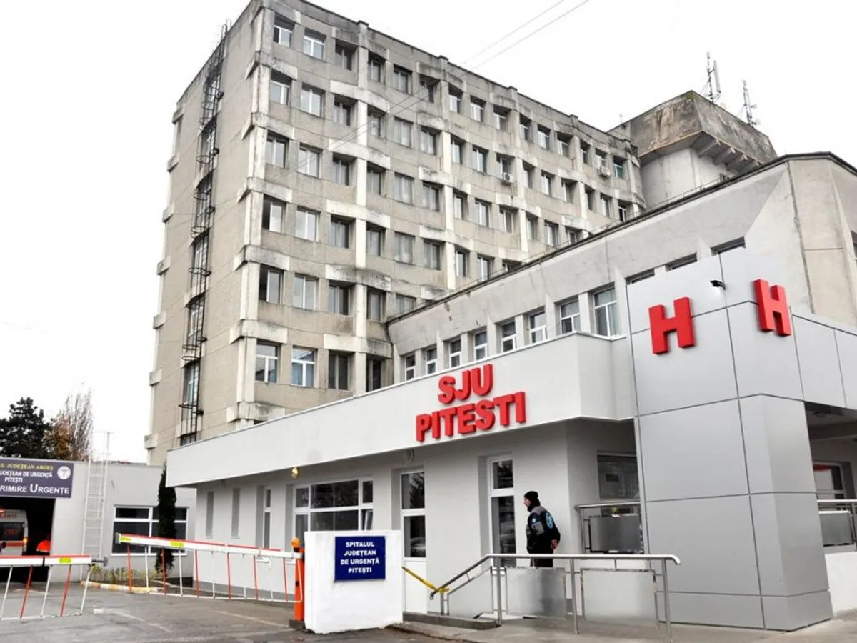 Într-o secție COVID a Spitalului Judeţean Piteşti a picat curentul. A fost montat un generator. / Foto: ghid-pitesti.ro