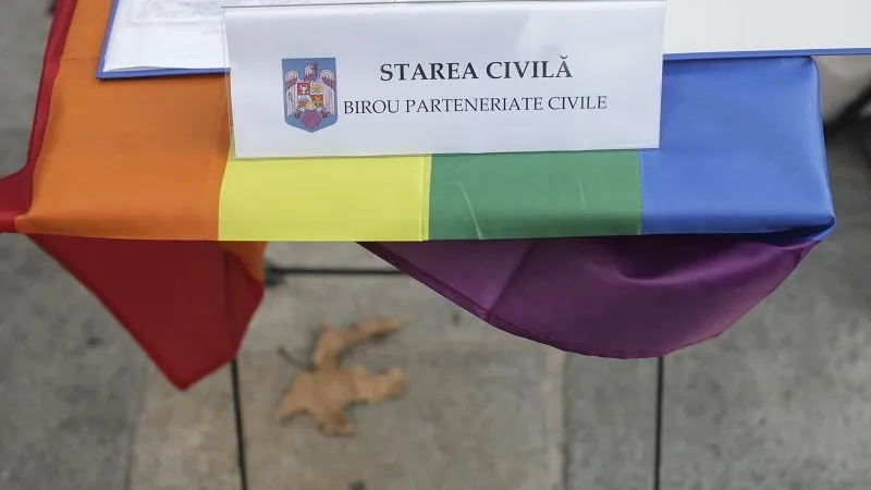Protest al comunității gay, la un an de la invalidarea referendumului CpF, organizat de MozaiQ. Sursa foto: Inquam Photos - Octav Ganea