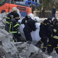 Bombardamentul a lovit o clădire rezidenţială şi câteva case la Voznesensk, oraş cu aproximativ 30.000 de locuitori - Foto: Profimedia Images