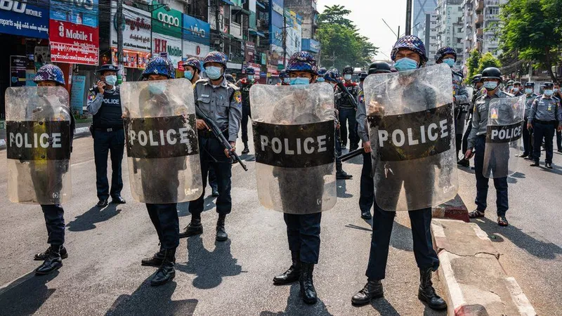 Poliţia şi armata din Myanmar au ucis cel puţin 18 manifestanţi în cea mai sângeroasă zi a represiunii/FOTO: Getty