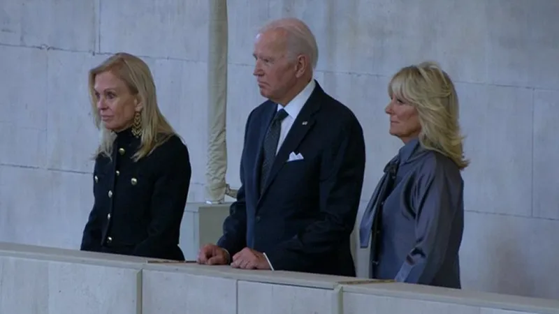 Joe Biden și soția sa, Jill (dreapta)- Foto: Twitter