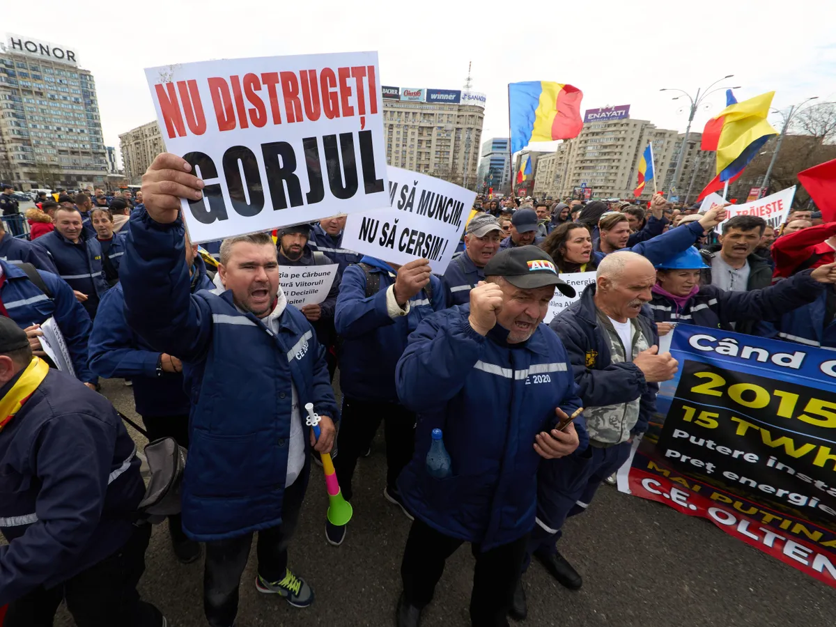 Italia redeschide centralele pe cărbune pentru a combate criza energetică. România le închide în 2026 pe toate