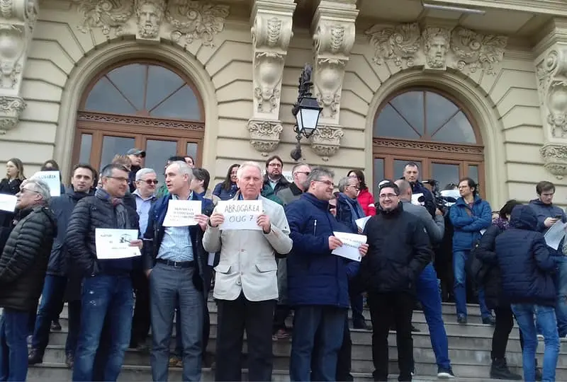 Protestul studenților și al profesorilor de la Universitatea „Cuza” Iași. FOTO: Facebook/Gabriela Ilovan