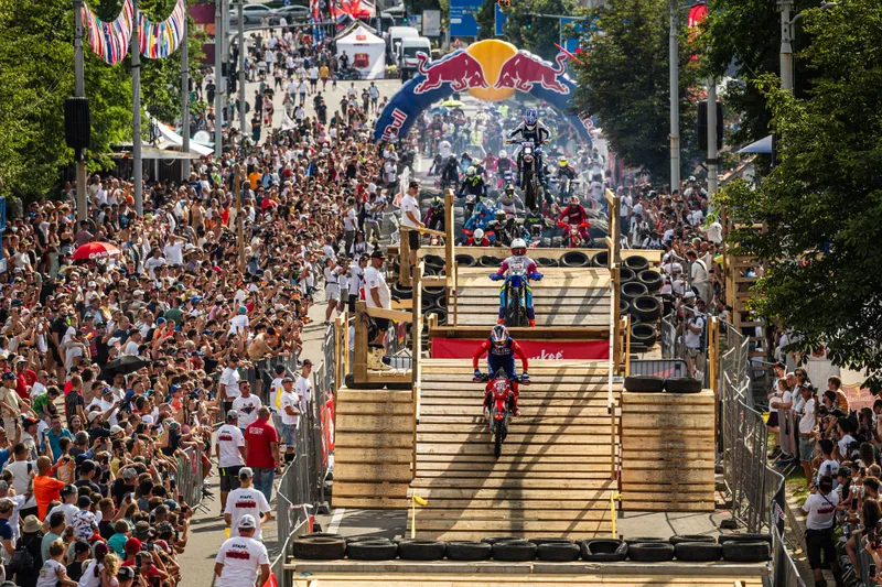 Prologul Romaniacs are loc la Sibiu - Foto: Red Bull Romaniacs