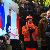 Linie de metrou de 70 km, cu 31 de stații, inaugurată la Moscova. Putin n-a ieșit din birou. - Foto: Profimedia Images