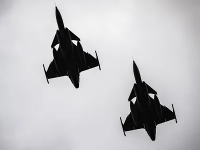 NATO, la cel mai înalt nivel de alertă de apărare aeriană. Panică provocată de un avion de pasageri israelian
