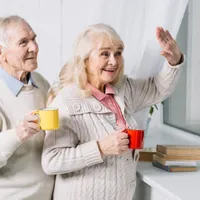 Cine sunt pensionarii cărora li se măresc pensiile cu 100% după recalculare? Ce salarii au avut? - Foto: Freepik.com (rol ilustrativ)