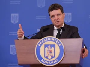 Nicușor Dan demontează minciunile lui George Simion: Nu trimitem români la război. Ce zice de armata - FOTO: Inquam Photos / George Călin