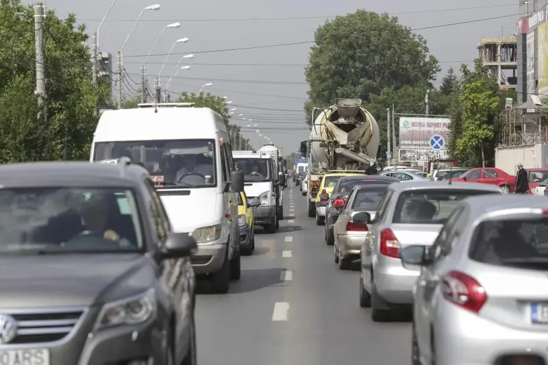 Trafic în București - FOTO. INQUAM PHOTO, Octav Ganea